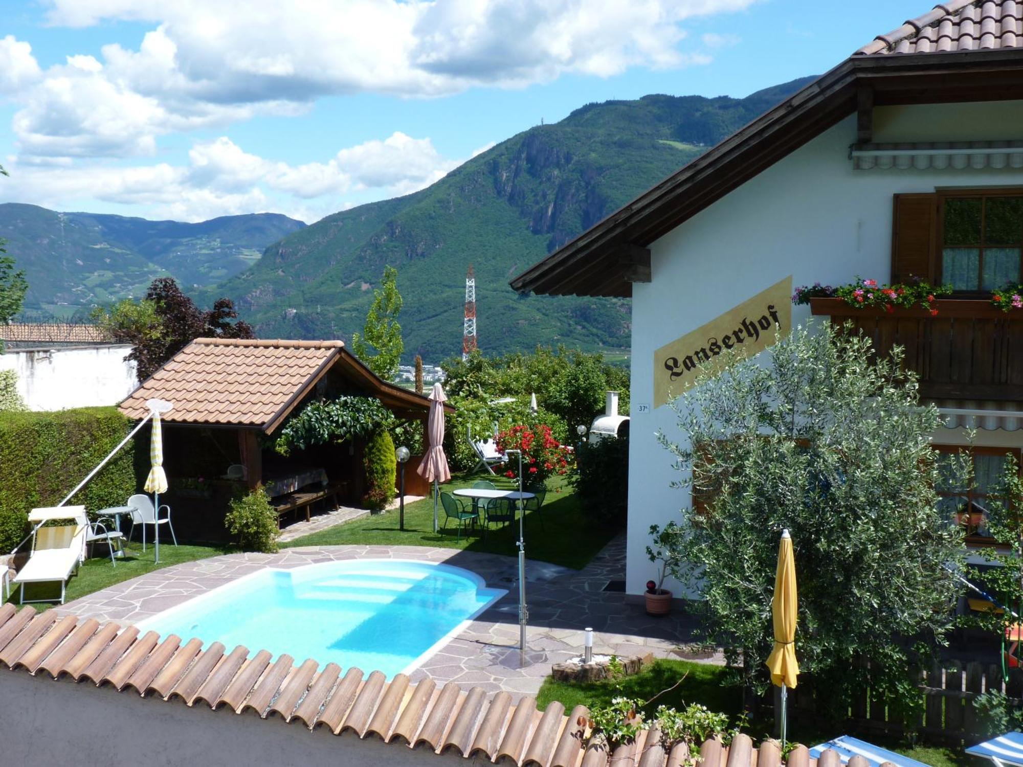 Ferienwohnungen Lanserhof Appiano Sulla Strada Del Vino Esterno foto